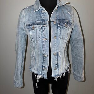 Old Navy Distressed Light Wash Denim Jean Jacket Frayed Hem sz Small
